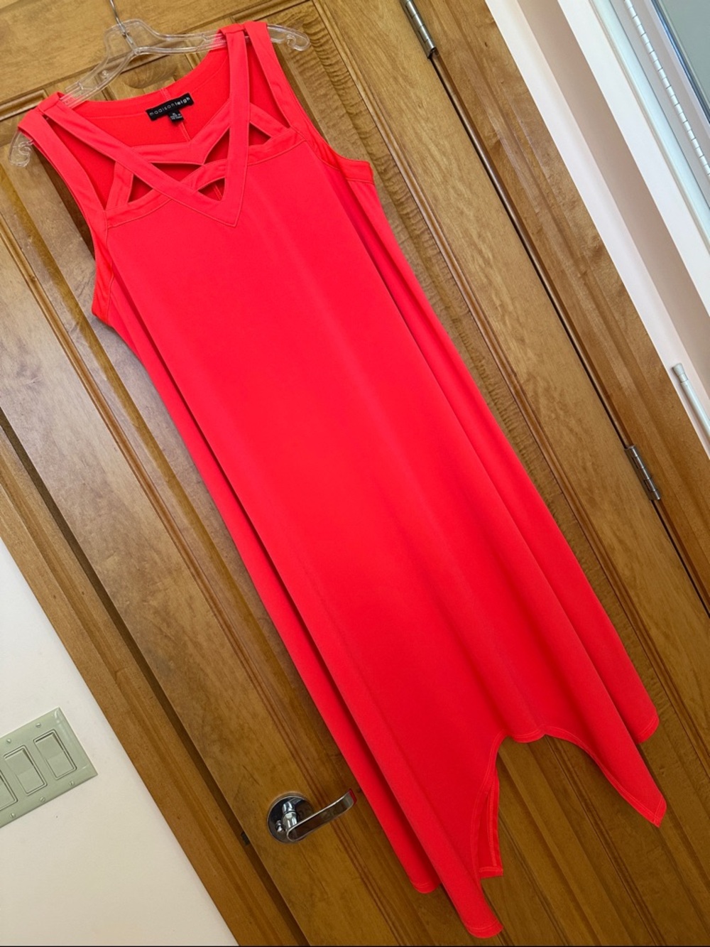 Taylor & Sage Vibrant Coral Sleeveless Dress. Cutout Detail & Handkerchief hem.